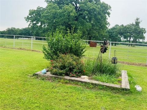 2031 E Fm 1396, Ivanhoe, TX 75447 — photo 2