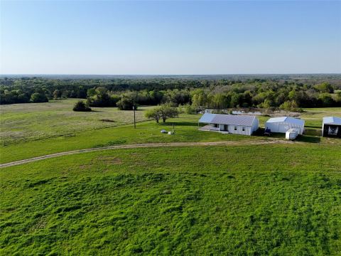 7563 Farm Road 128, Ben Franklin