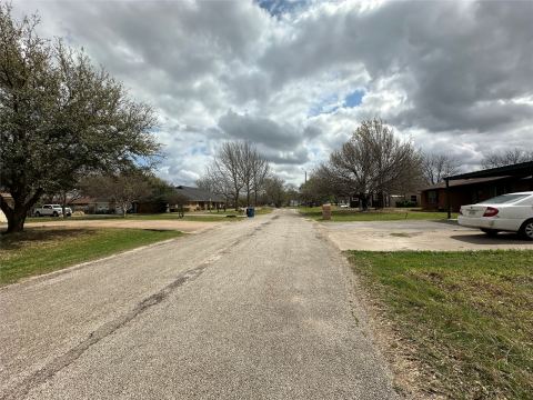 108 Beard Drive, Itasca, TX 76055 — photo 3
