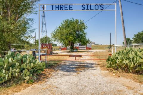 117 County Road 2646, Decatur, TX 76234 — photo 2