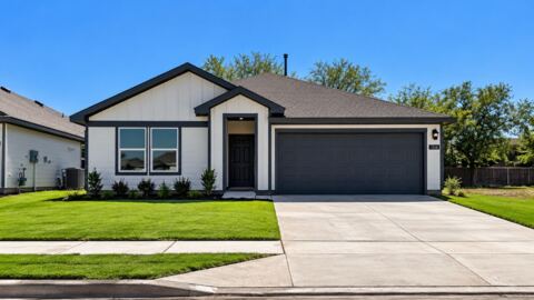 1516 LEMON TREE Lane, Fort Worth