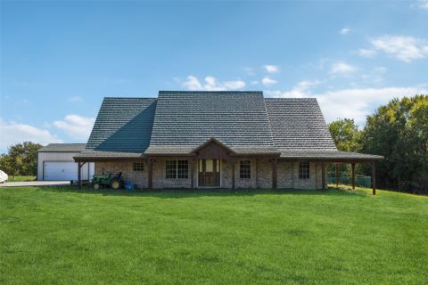 1430 Harlin Drive, St Paul