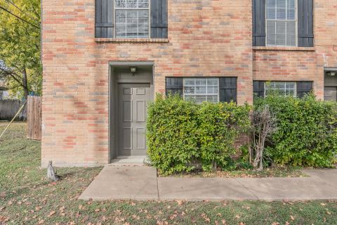 7604 Chapin Road A, Fort Worth