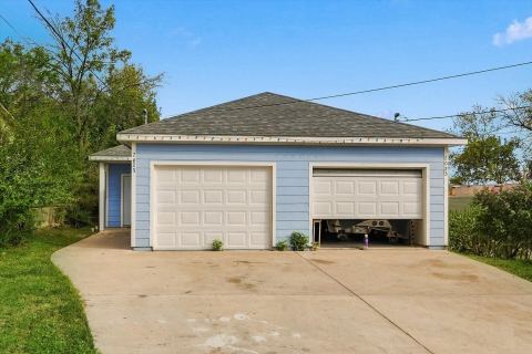 2023 E Myrtle Street, Fort Worth