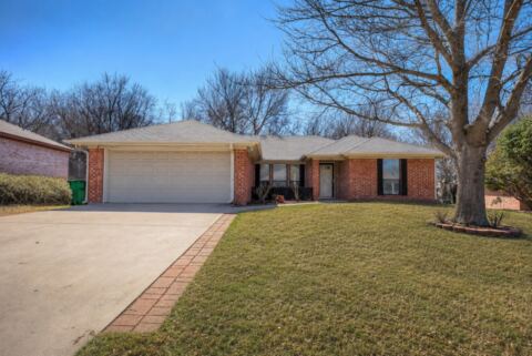 605 Valleyridge Court, Decatur