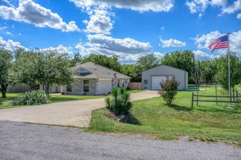 99 Catamaran Court, Gordonville, TX 76245 — photo 2