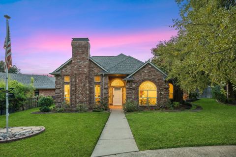 4013 Bobbin Lane, Addison, TX 75001 — photo 2