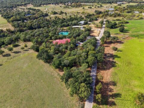 1899 Holders Chapel Road, Weatherford, TX 76088 — photo 2