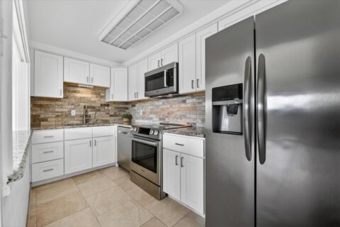 6211 W Northwest Highway G312, Dallas