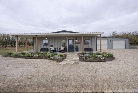 346 Nocona Drive, Nocona, TX 76255 — photo 2