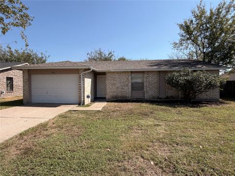 6616 Brookshire Trail, North Richland Hills