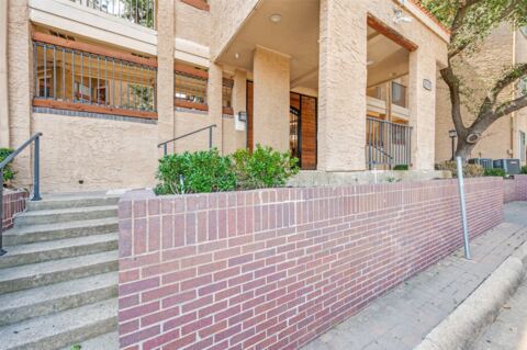 5550 Spring Valley Road C21, Dallas