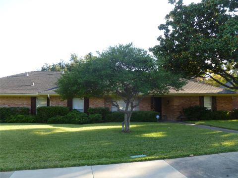 6916 Delmeta Drive, Dallas