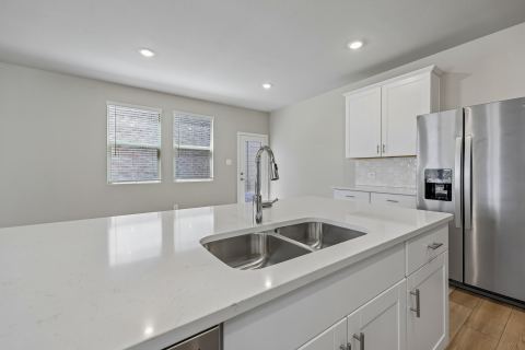 2713 Kobuk Drive, Corinth