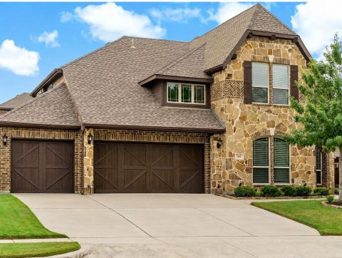 208 Gatwick Court