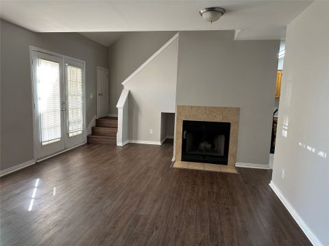 9817 Walnut Street 208, Dallas