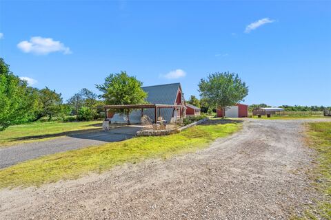 518 Warren Road, Lorena, TX 76655 — photo 3