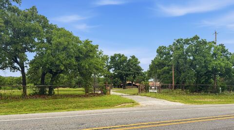 1665 US Highway 380 E, Graham, TX 76450 — photo 3