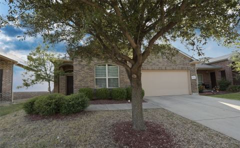 5933 Comanche Peak Drive, Fort Worth