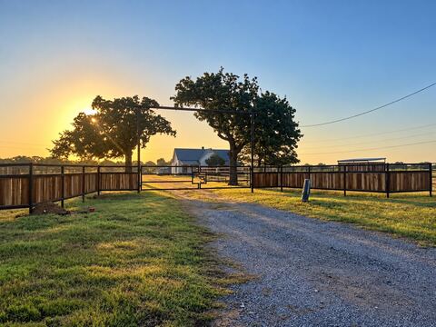 4529 Fm 1195, Mineral Wells