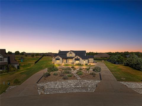 12516 Bella Vita Drive, Fort Worth