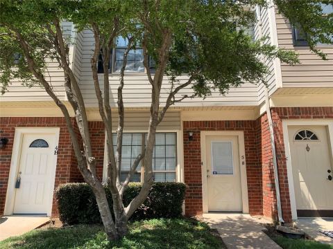 214 Samuel Boulevard 5, Coppell