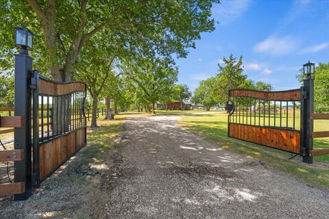 9861 Fm-66, Maypearl, TX 76064 — photo 3