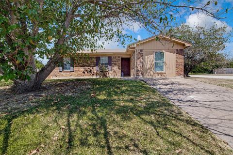 833 Springhill Drive, Burleson