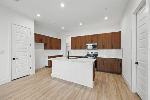 3445 Sanjeev Drive, Irving