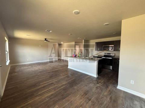 18227 County Road 4001, Mabank