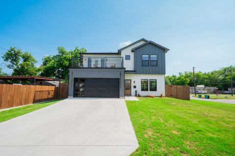 5900 Bertha Lane, Haltom City