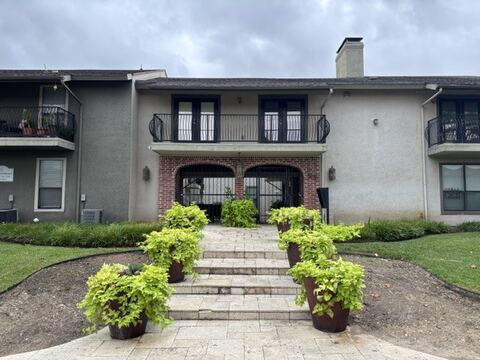 5806 Birchbrook Drive 106, Dallas