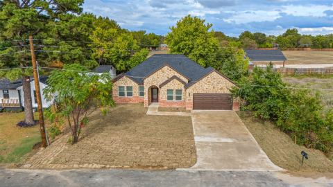 907 Howard Street, Seagoville, TX 75159 — photo 2