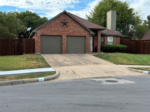 2062 Bronco Lane, Keller
