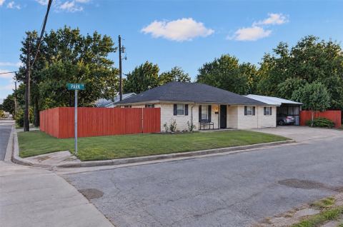 330 Park Drive, Hillsboro