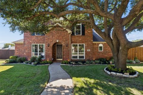 8410 Lexington Court, Rowlett