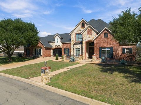 1021 Cascade Trail, McGregor, TX 76657 — photo 3