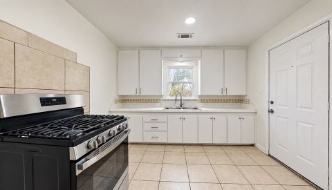 8413 White Settlement Road, White Settlement, TX 76108 — photo 3
