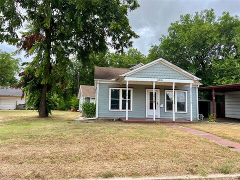 405 E South, Henrietta, TX 76365 — photo 2