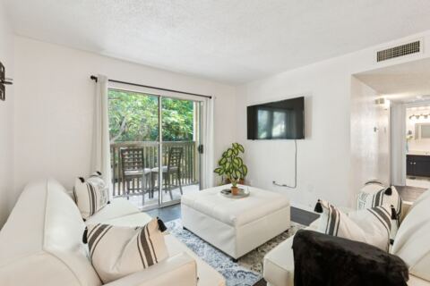 4845 Cedar Springs Road 173, Dallas
