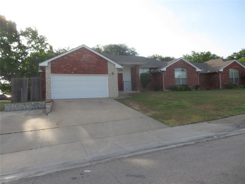 100 Roaring Springs Drive, DeSoto