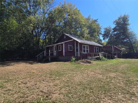 109 County Road 4835, Winnsboro