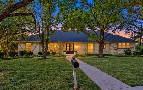14829 Knollview Drive