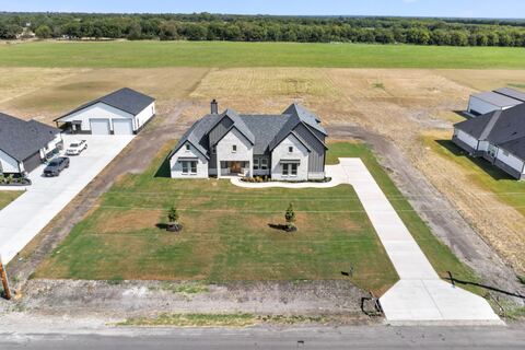 204 CR 4615, Wolfe City, TX 75496 — photo 3