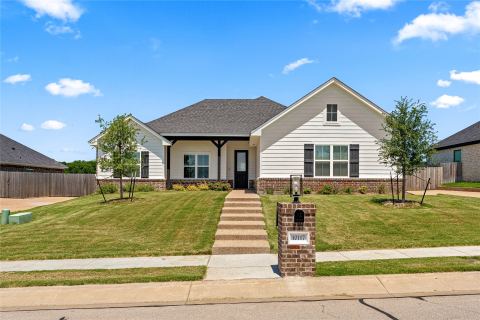 10117 Castleberry Lane