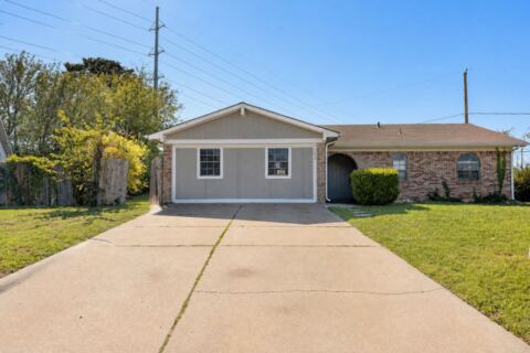 7012 Candlewick Court, Forest Hill