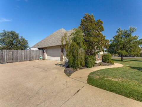 200 Lonesome Star Trail, Haslet, TX 76052 — photo 2