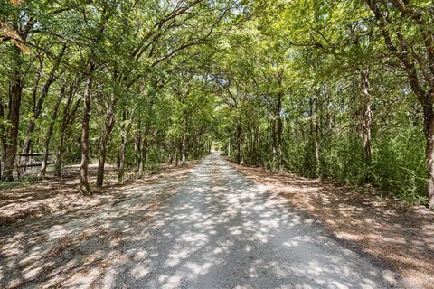6942 Indian Wells Road, Sanger, TX 76266 — photo 3