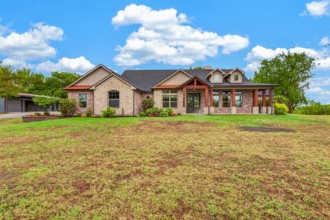 695 Harris Lane, Whitewright