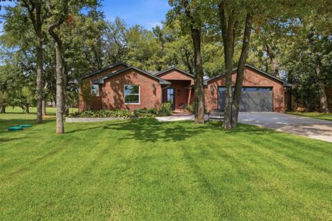 215 Modoc Trail, Lake Kiowa
